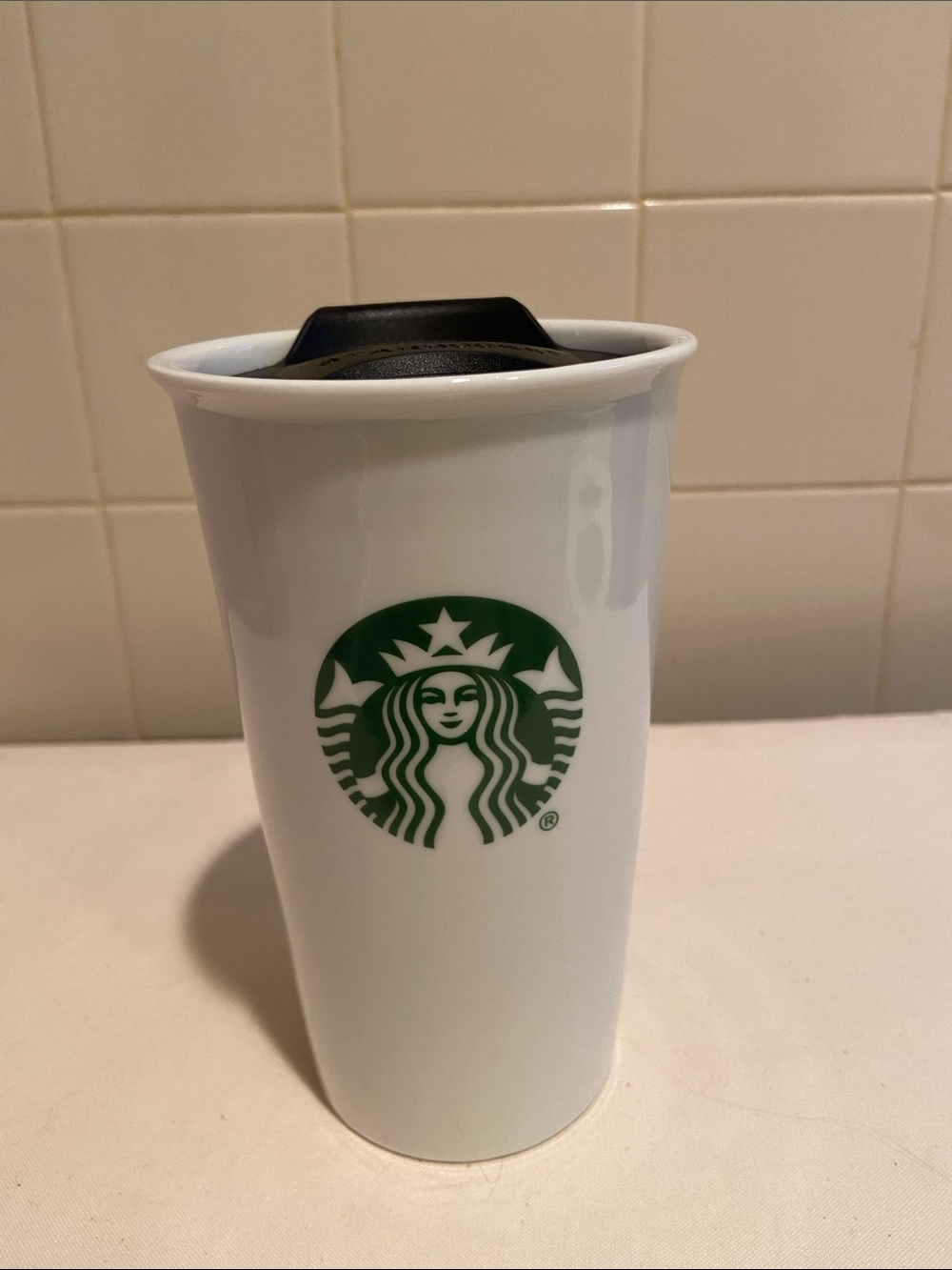 🌸Starbucks White Ceramic Tumbler with Green Siren Logo and Black Lid 10 floz